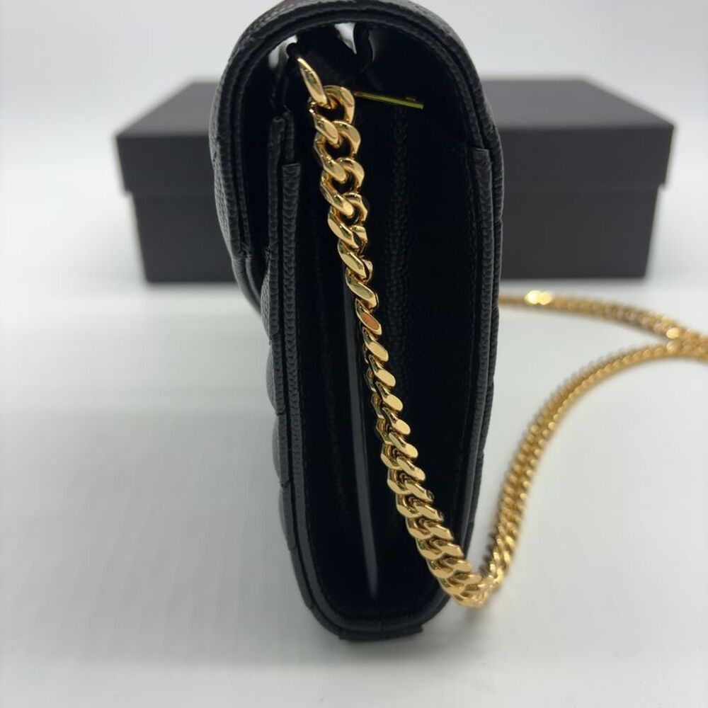 Yves Saint Laurent Cassandre Chain Wallet In Lambskin - Picture 4 of 10